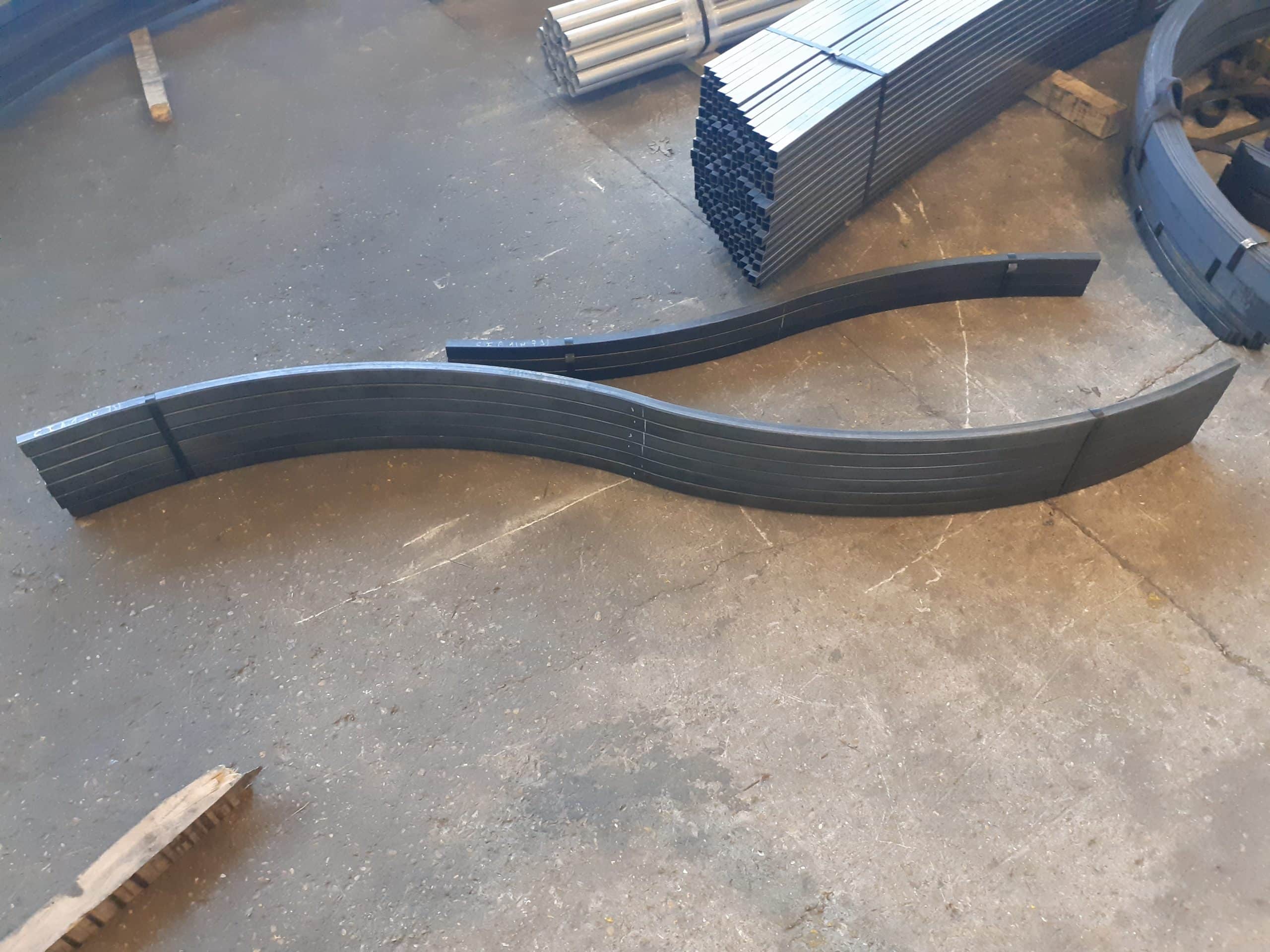 Demi chapeau de gendarme tube rectangulaire 40x27x2